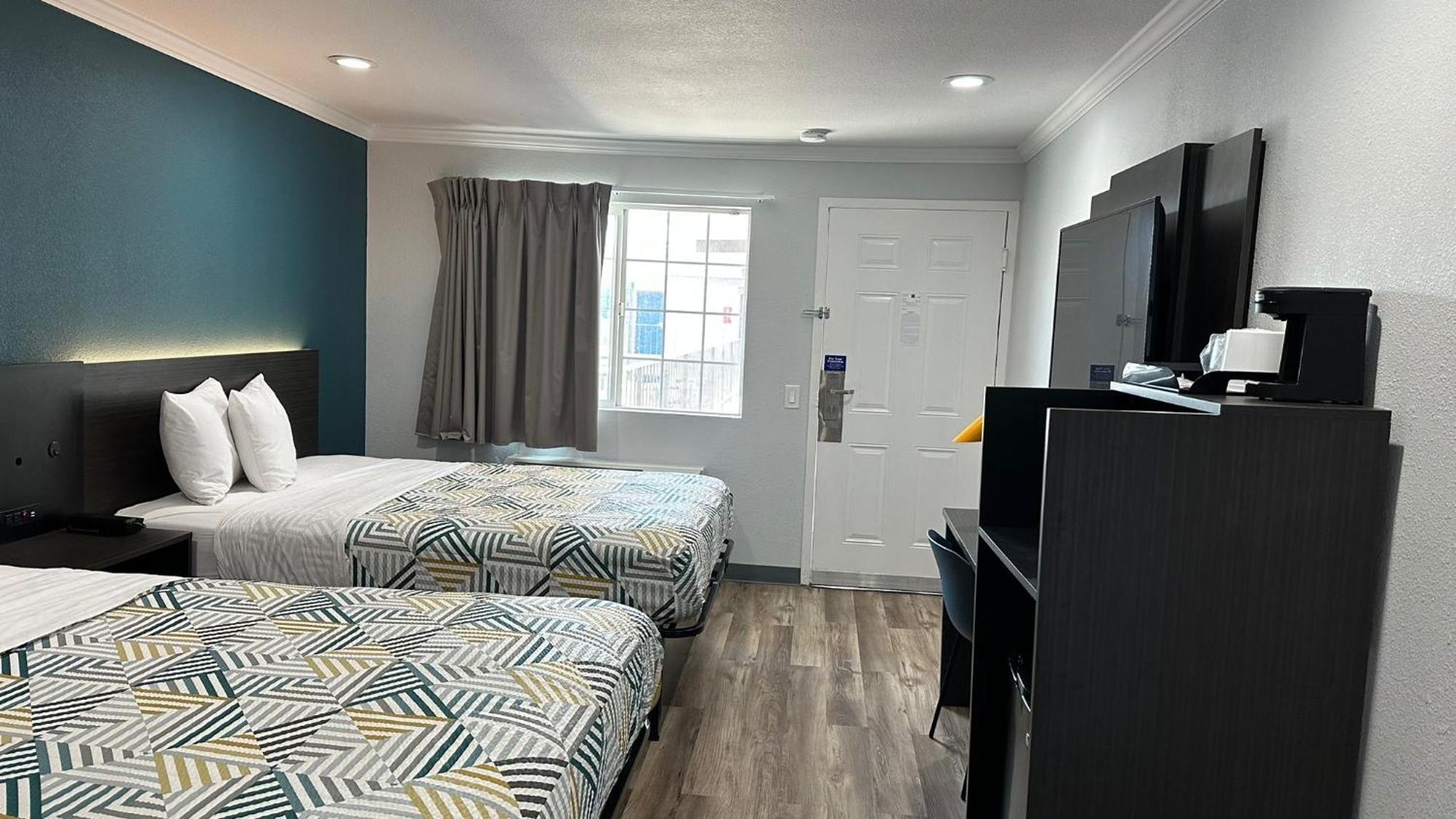 6 San Ysidro Ca South Bay Hotel 2*