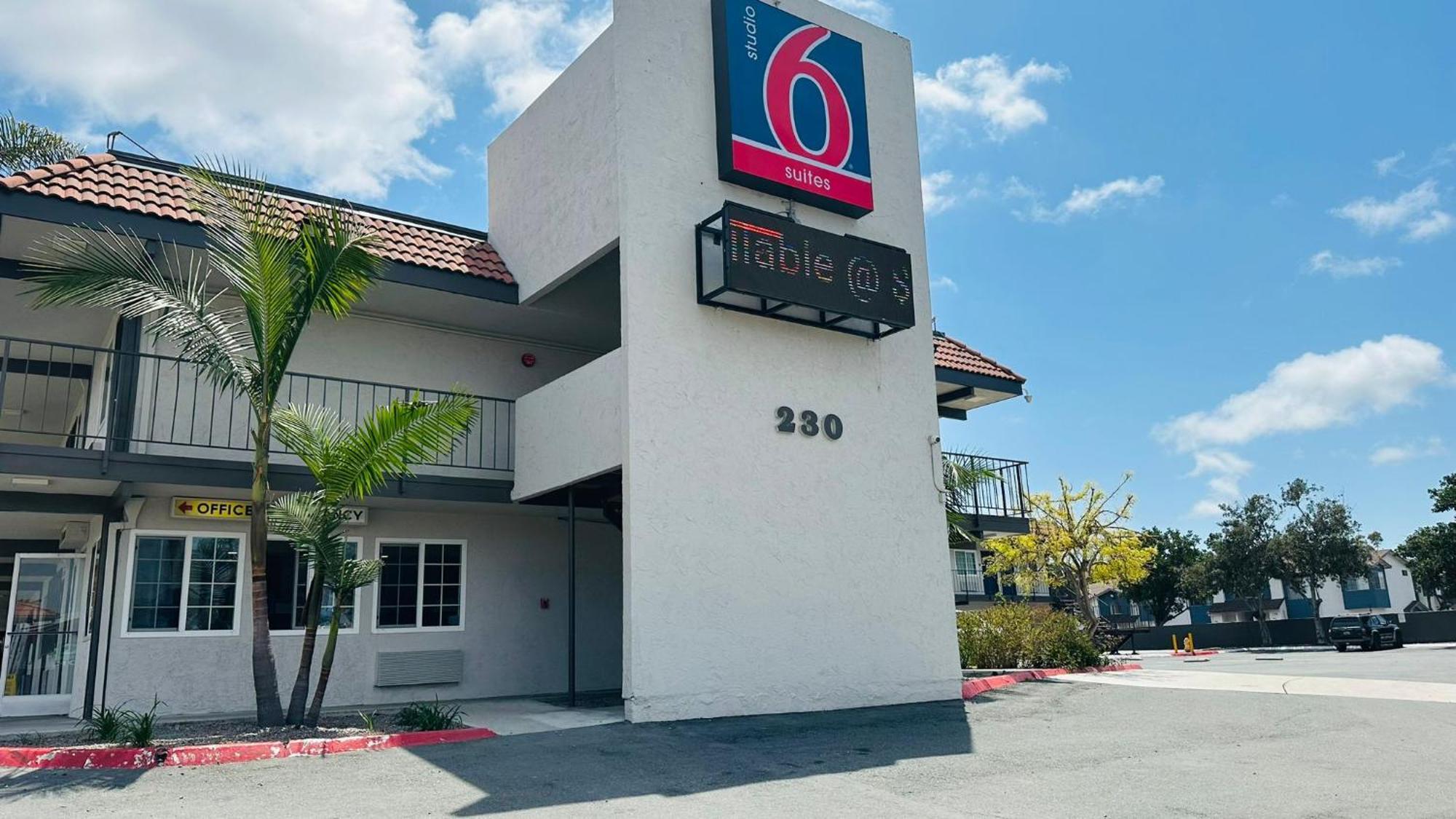 Hotel 6 San Ysidro Ca South Bay 2*