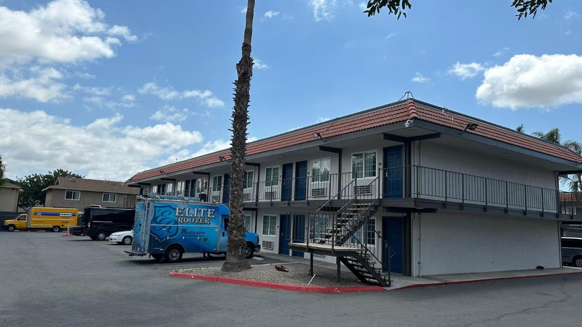 Hotel 6 San Ysidro Ca South Bay 3*